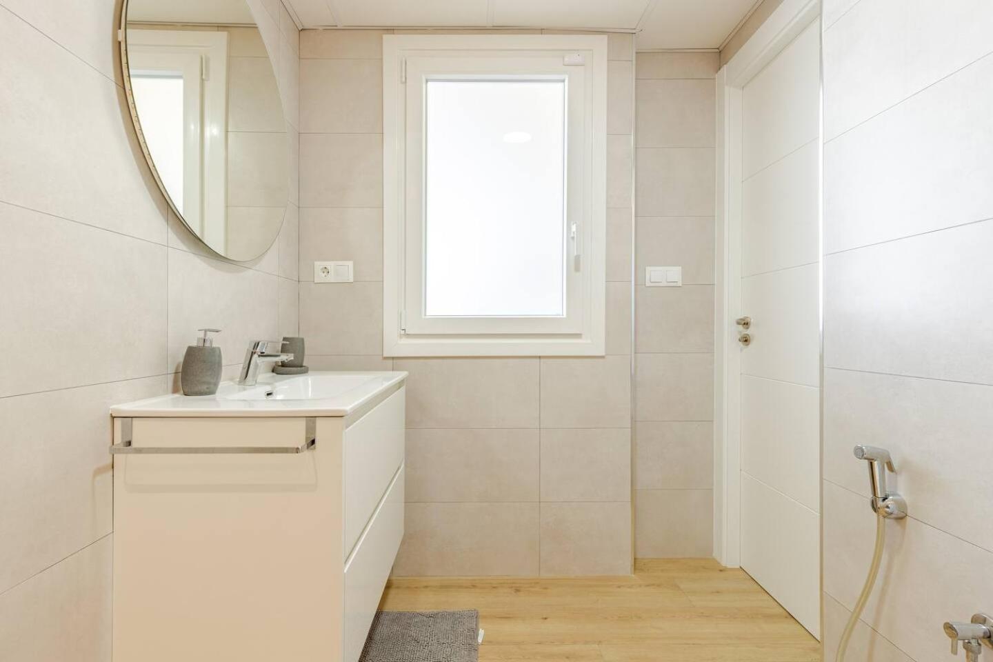 Appartamento En Banana Junto Al Mar - Marbella